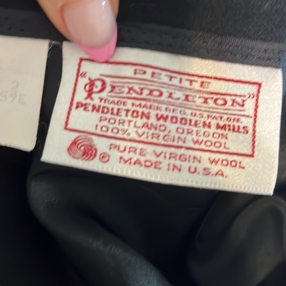 Pendleton Skirt Black Vintage Size 8P Petite Virgin Wool Midi - Picture 6 of 8